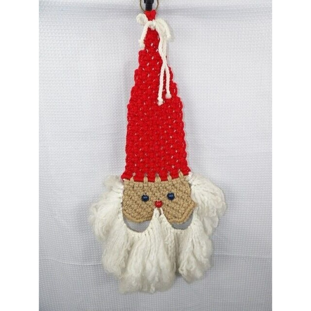 Vintage Retro Kitschy Macrame Santa Wall Hanger Christmas Decor 34 Inches